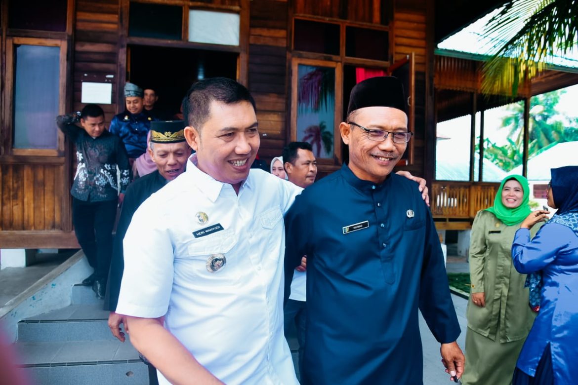 Sambangi Kantor Camat Talawi, Pj. Heri Berpesan Jadilah Pelayan Masyarakat