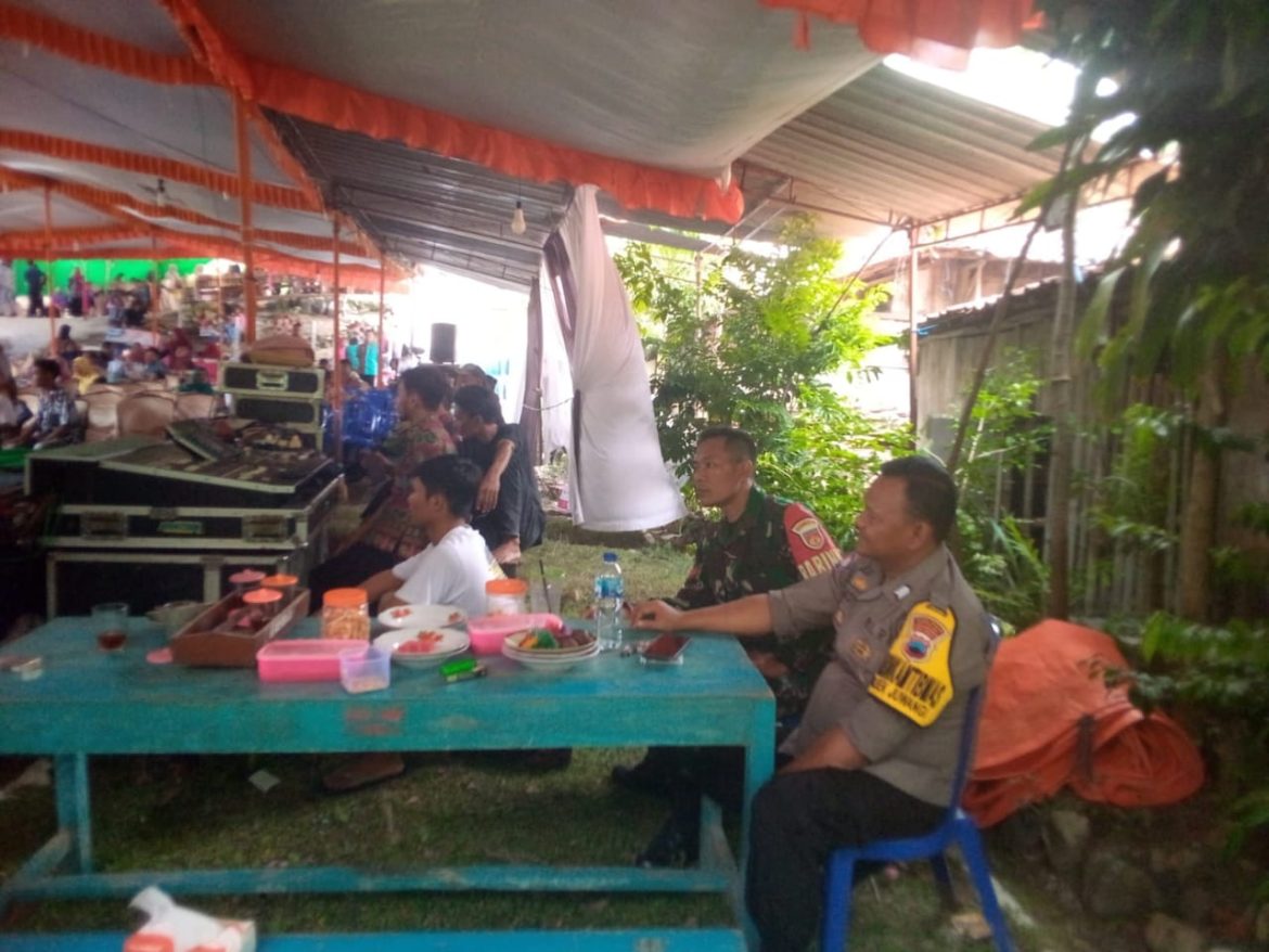 Babinsa Dan Bhabinkamtipmas Juwangi Bersinergi Jaga Kondusifitas Di Wilayahnya