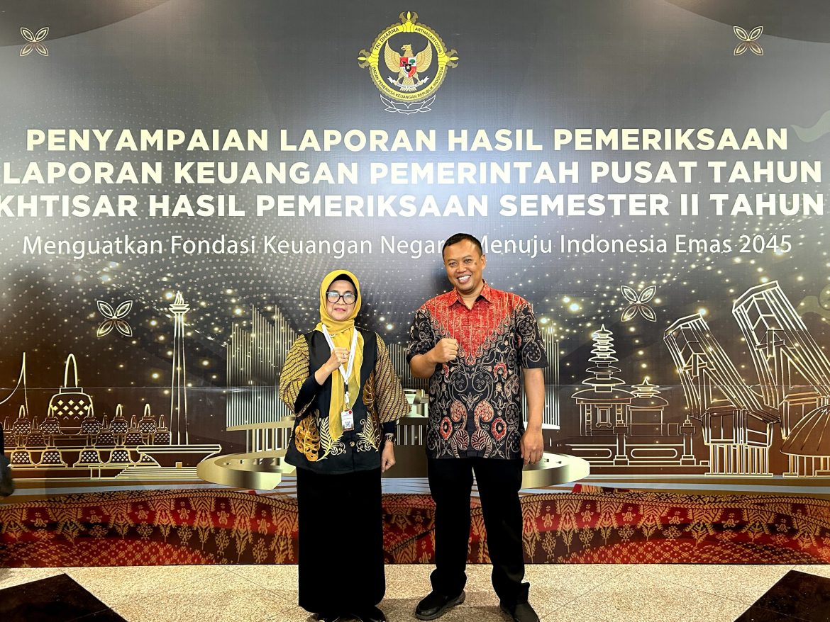 Wali Kota menghadiri Seminar Nasional serta Penyerahan LHP LKPP TA 2023