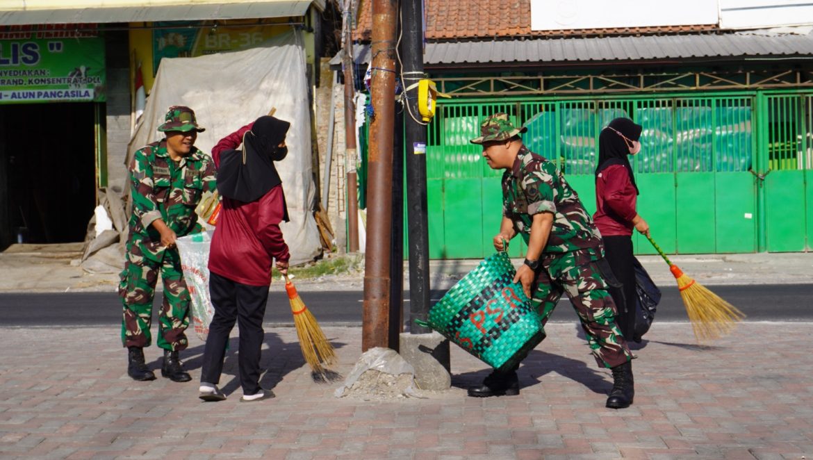 Kodim Boyolali Ajak Elemen Masyarakat Laksanakan Karbak di Alun-Alun Pancasila dan Pasar