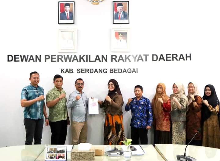 Bapemperda DPRD Sergai Gelar Rapat Kerja Pengkajian 2 Ranperda