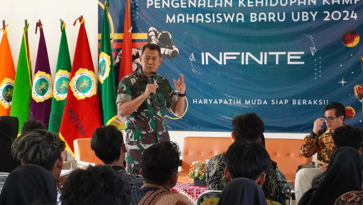 Dandim Boyolali Beri Materi Wasbang Mahasiswa UBY