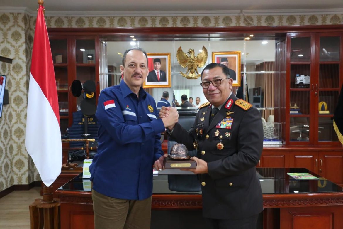 Irjen Pol. Yan Fitri Halimansyah Kapolda Kepri Terima Kunjungan Silahturahmi dari SKK Migas Sumbagut