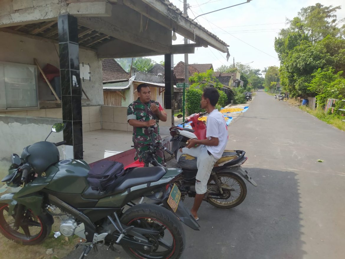 Babinsa Wonosegoro Sambangi Dan Motivasi Warga Gilirejo