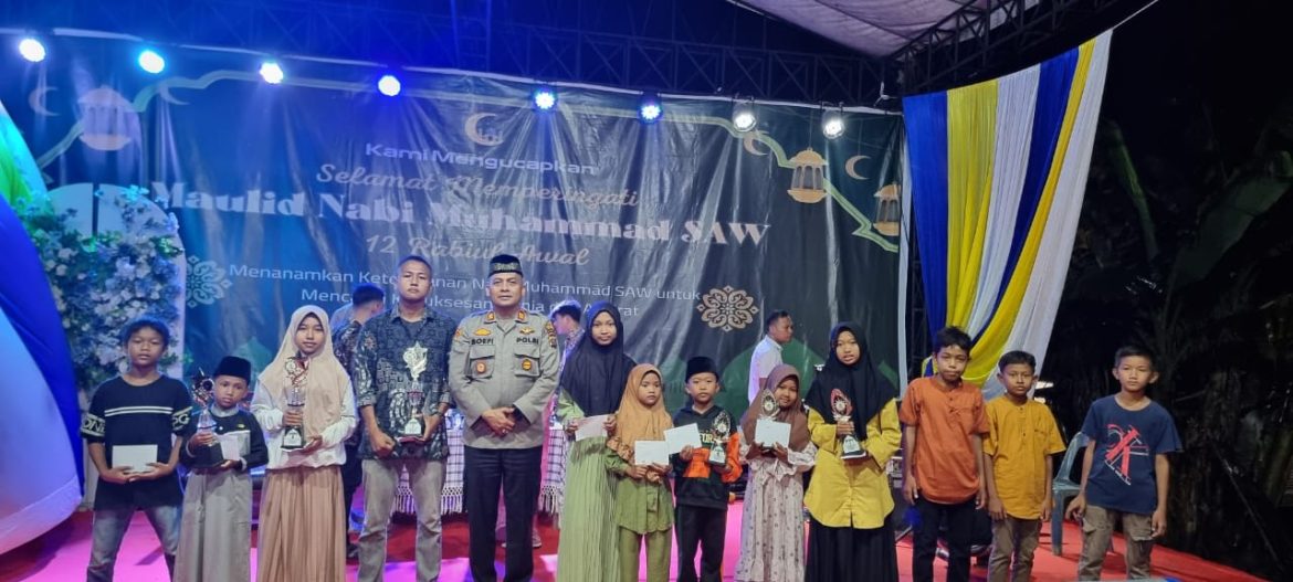 Kapolsek Perdagangan Hadiri Peringatan Maulid Nabi di Masjid Al Jihad, Ajak Masyarakat Tingkatkan Ukhuwah Islamiyah