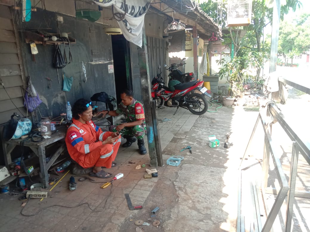 Babinsa Motivasi Usaha Kecil Menengah Warga Desa Kunti