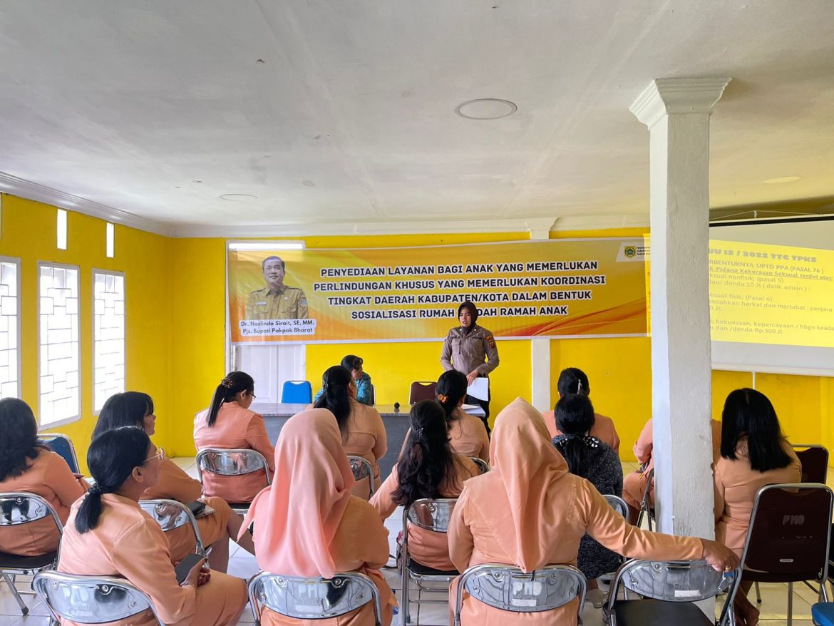 Sat Reskrim Polres Pakpak Bharat Bekali Darmawanita Persatuan Pakpak Bharat Tentang Cara Penanganan KDRT.