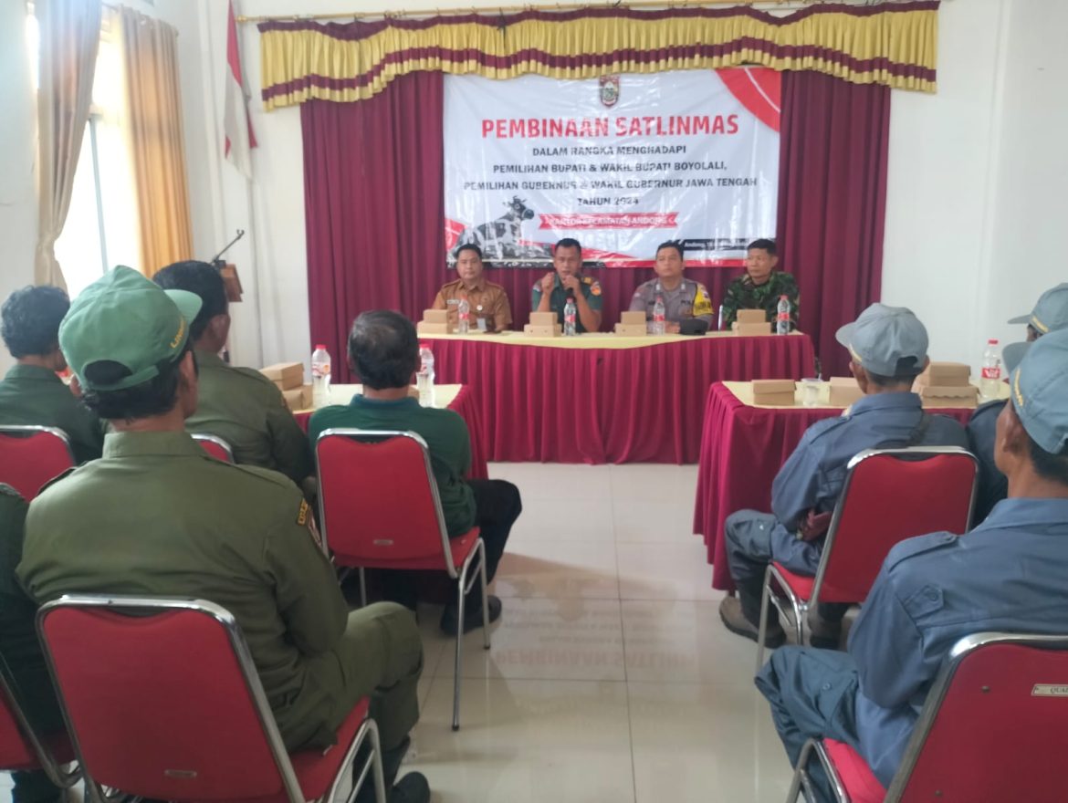 Danramil Andong Beri Materi Wawasan Kebangsaan Dan Fungsi Linmas