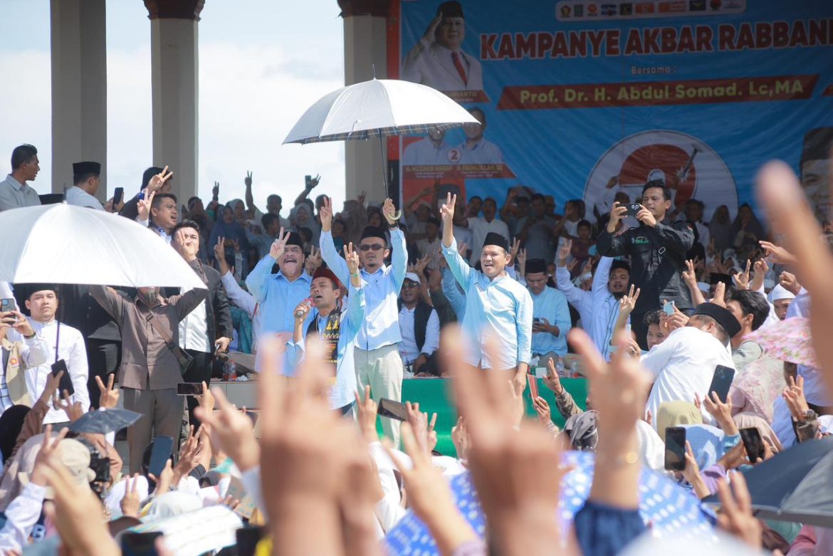 Di Fitnah Ceraikan UAS dengan Syech Fadil HRB : UAS Kampanye Untuk Saya, Ada Apa Dengan Syech Fadhil, Bijaklah…!!