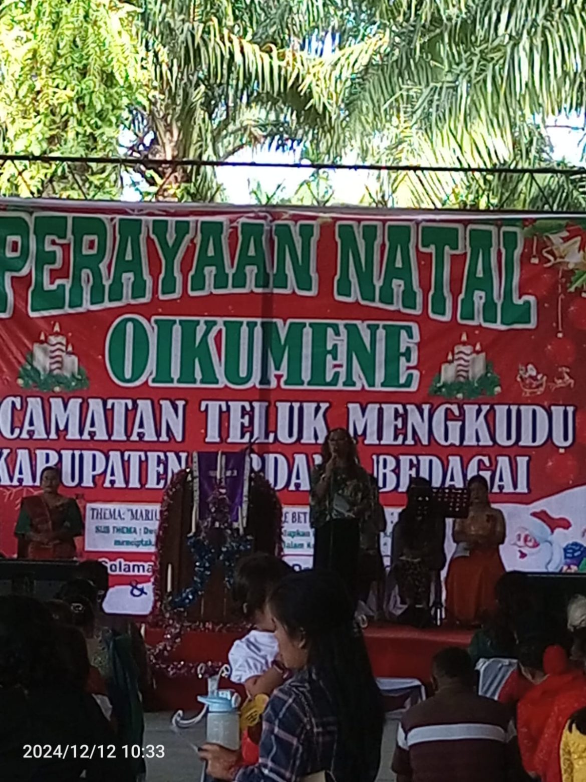 NATAL OIKUMENE TELUK MENGKUDU BERLANGSUNG KHIDMAT.