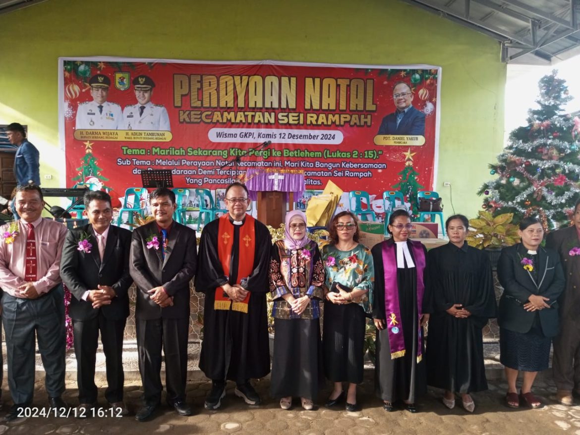 Perayaan Natal Oikumene Kecamatan Sei Rampah Membawakan, Tema : Marilah Sekarang Kita ke Betlehem ( Lukas 2 : 15 )