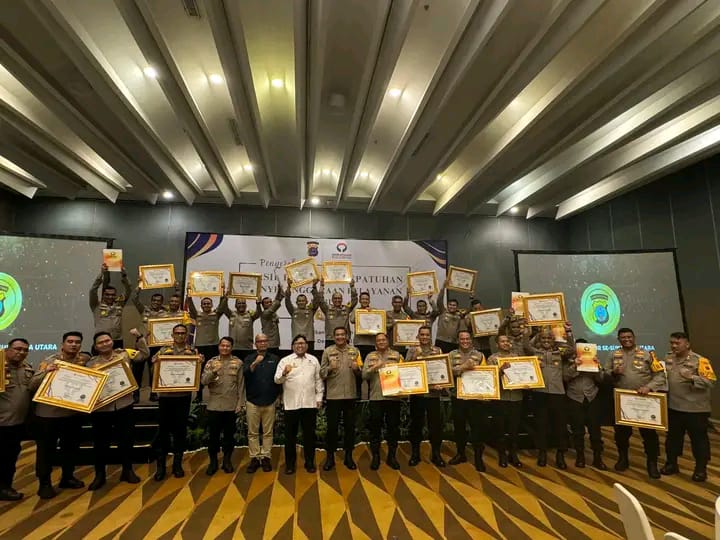 Ombudsman Berikan Penghargaan Kualitas Tinggi Kepatuhan Pelayanan Publik Kepada polres Jajaran Polda Sumut