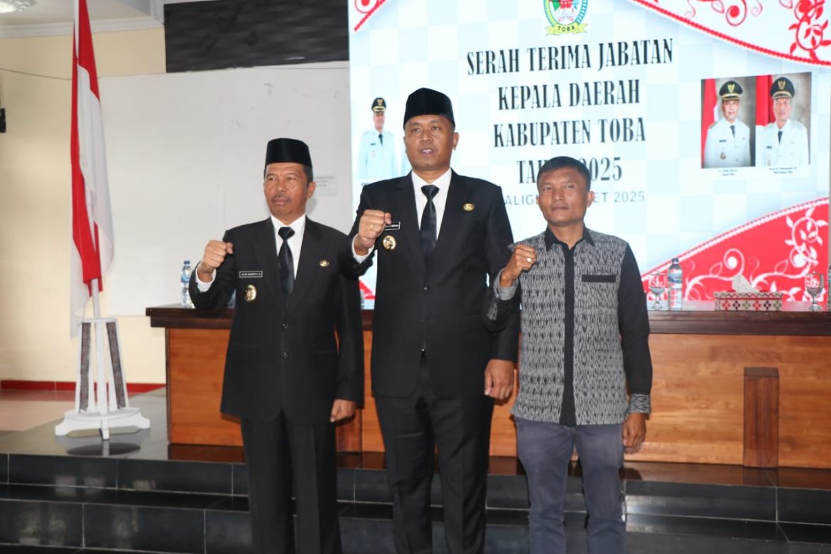Serah Terima Jabatan Kepala Daerah Kabupaten Toba Tahun 2025*