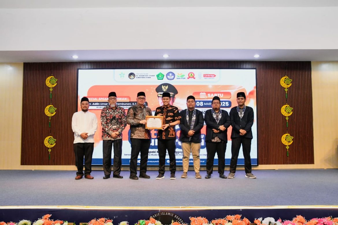 Didaulat Jadi Pembicara, Wabup Adlin Tekankan Pentingnya Miliki Visi Dalam Mencapai Kesuksesan.