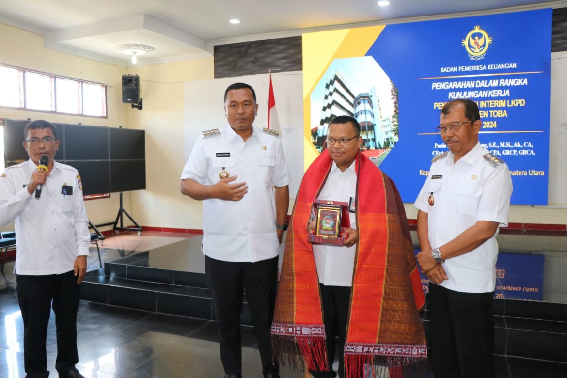 BPK RI Perwakilan Sumut Kunker dan Supervisi ke Pemkab Toba*