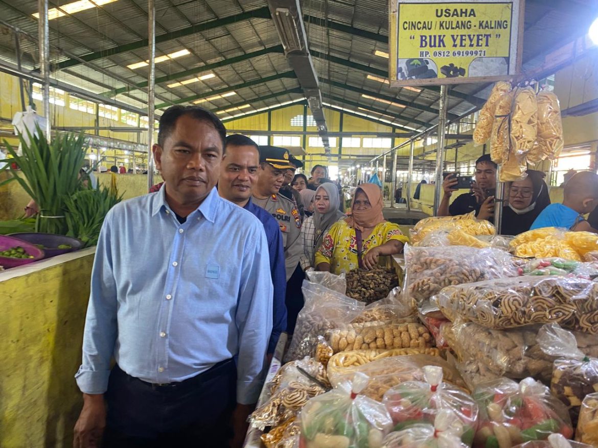 Jelang Idul Fitri, Bupati Sergai Pimpin Sidak Pasar: Harga Stabil, Stok Bahan Pokok Aman
