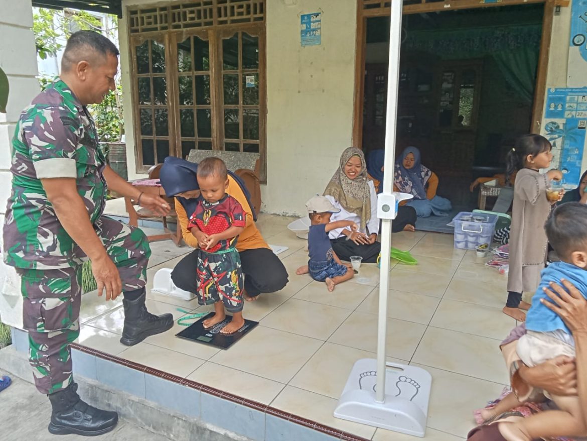 Babinsa Simo Aktif Turut Tingkatkan Kesehatan Ibu dan Anak