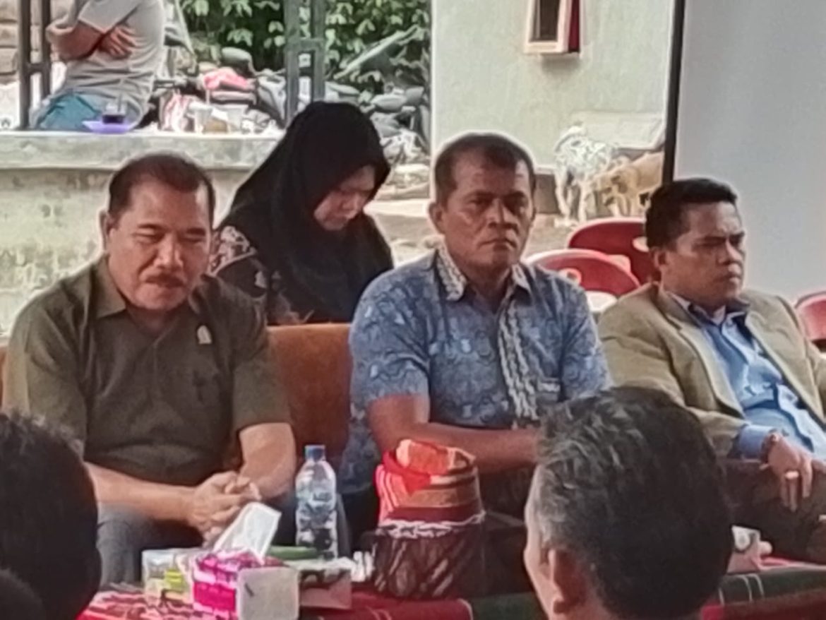 Anggota DPRD Provsu Sosialisasi Di Taput Antusias Di Sambut Warga Simatupang Dengan Giat Peraturan Perundang-Undangan Sumatera Utara TA 2025.