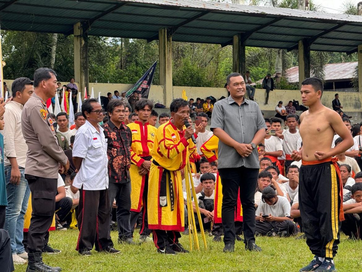 Bupati Toba, Hadiri Ujian Kenaikan Tingkat Sabuk ke 36 PKNSI*