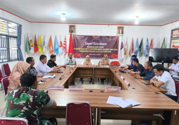 KPU Pasaman: Debat Terbuka Paslon PSU Digelar Selasa 15 April 2025 Di RRI Padang.