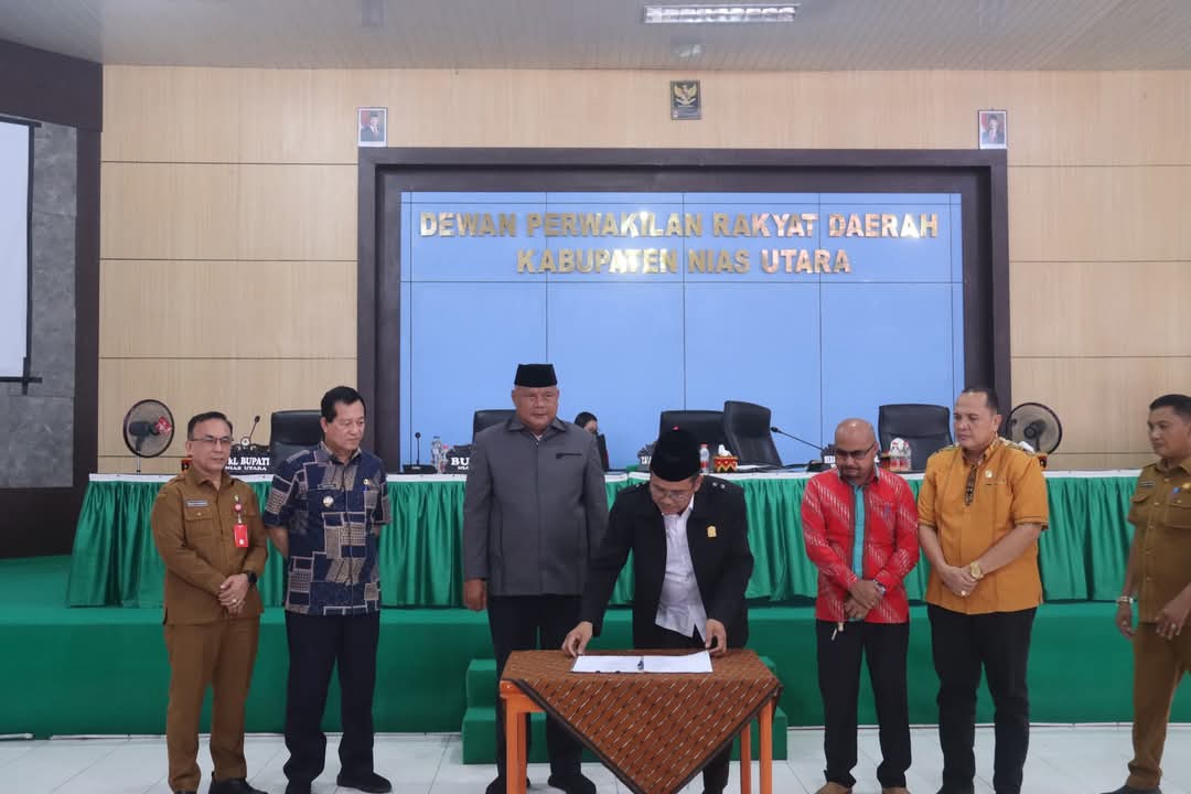 RAPAT PARIPURNA PENYAMPAIAN POKIR DPRD KABUPATEN NIAS UTARA ATAS PENYUSUNAN P-RKPD TAHUN 2025