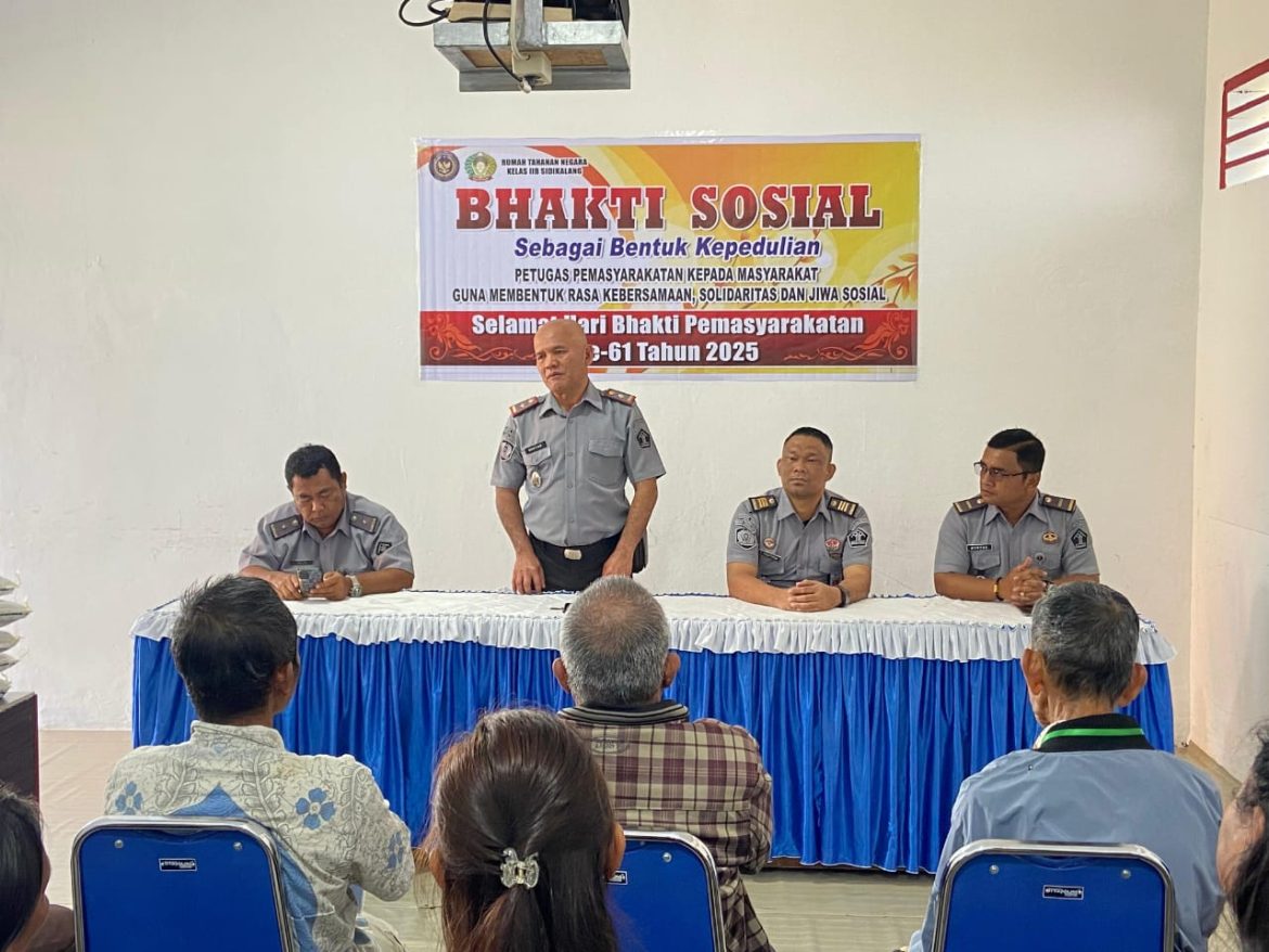 Sambut hari bakti Pemasyarakatan ke- 61 , Rutan Kelas IIB Sidikalang bagikan Bantuan sosial untuk Masyarakat .