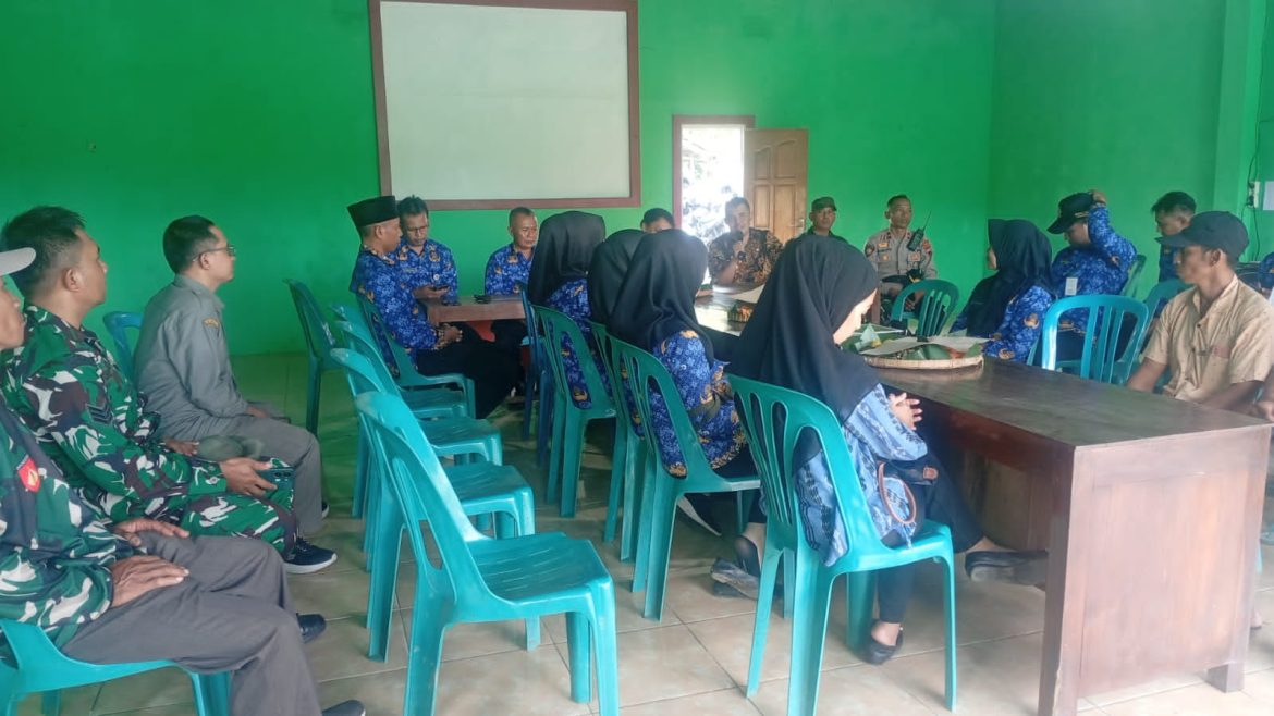 Anggota Koramil Wonosegoro Tunjukkan Dedikasinya Dukung Ketahanan Pangan