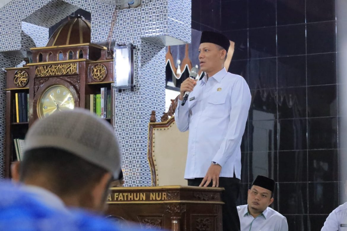 Program Pioritas Pemkab Pasaman Kembali Bergema, Subuh Berkah, Bupati Sabar AS, Gelar Safari Subuh di Masjid Fathun Nur,
