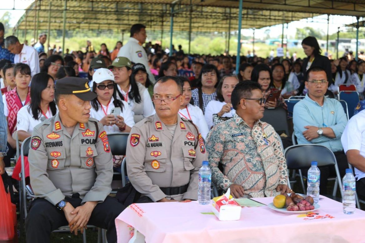 Bupati Tapanuli Utara Dr. Jonius Taripar Parsaoran Hutabarat, S.Si, M.Si Hadiri KKR Pemuda/Pelajar Siborongborong Tahun 2025