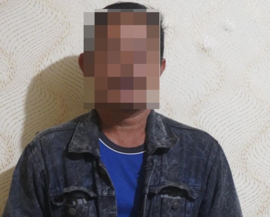 Diduga Oknum Preman Pecahkan Kaca Mobil, Polisi Bergerak Cepat Tangkap Satu Pelaku.