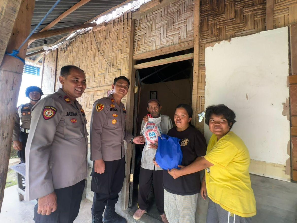 Polsek Salapian Hadirkan Kepedulian, Wujudkan Polisi yang Ada dan Dirasakan Masyarakat.