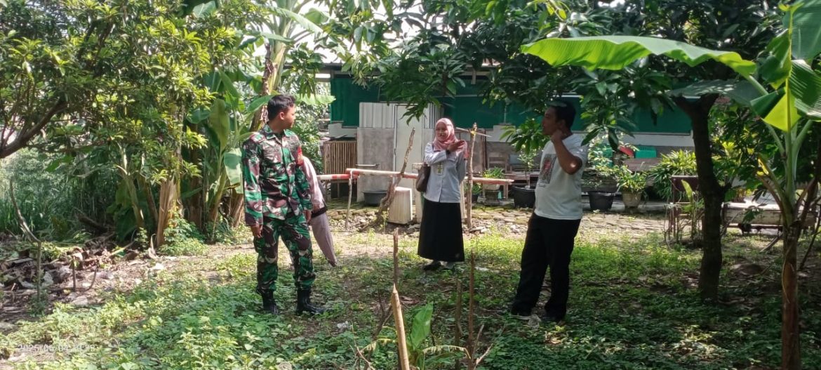 Dari Lahan Kosong Bantaran Sungai Makam Bergolo Serengan, Serda Ichsan Pelopori Barisan Ketahanan Pangan Untuk Negeri