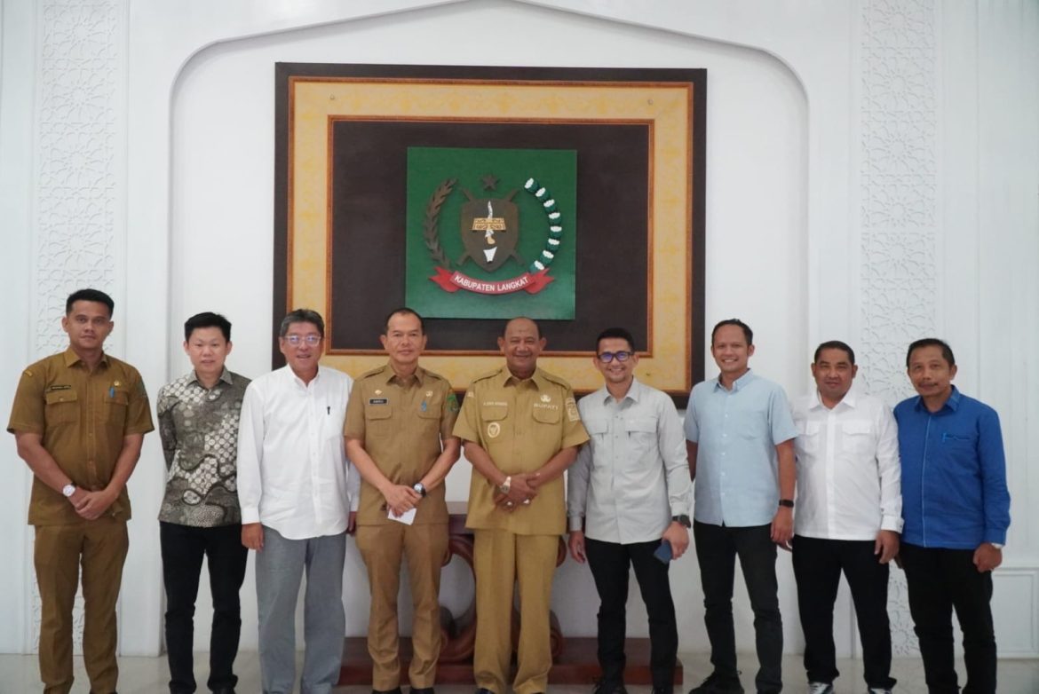 Bupati Langkat Sambut Investasi PT Le Minerale: Dorong Ekonomi dan Serap Tenaga Kerja Lokal.