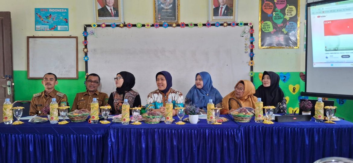 Ny. Endang Syah Afandin Ajak Anak-Anak Gemar Makan Ikan: Investasi Generasi Unggul Langkat.