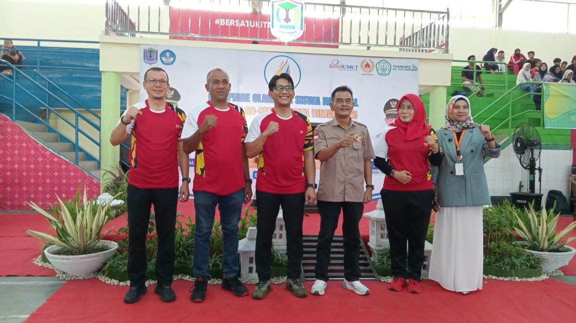 Wakil walikota binjai HASANUL JIHADI secara resmi membuka O2SN kota binjai.