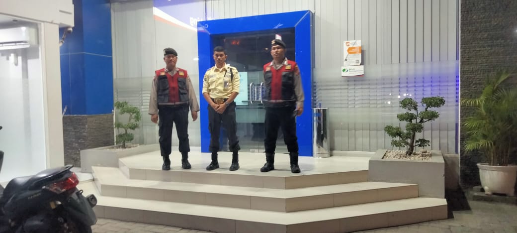 Sat Samapta Polres Langkat Tingkatkan Keamanan Lewat Patroli Malam Hari