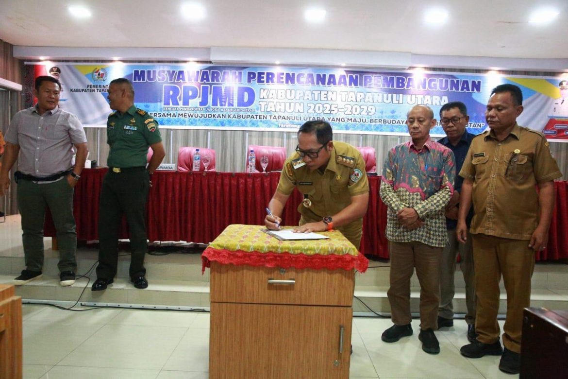 Bupati Taput Buka Musrenbang RPJMD Tahun 2025–2029