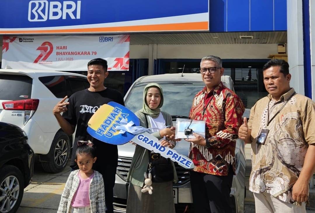 Indah Lestari Terima Hadiah Mobil Wuling dari PHS BRI Kanca Perdagangan, Bukti Apresiasi untuk Nasabah Setia