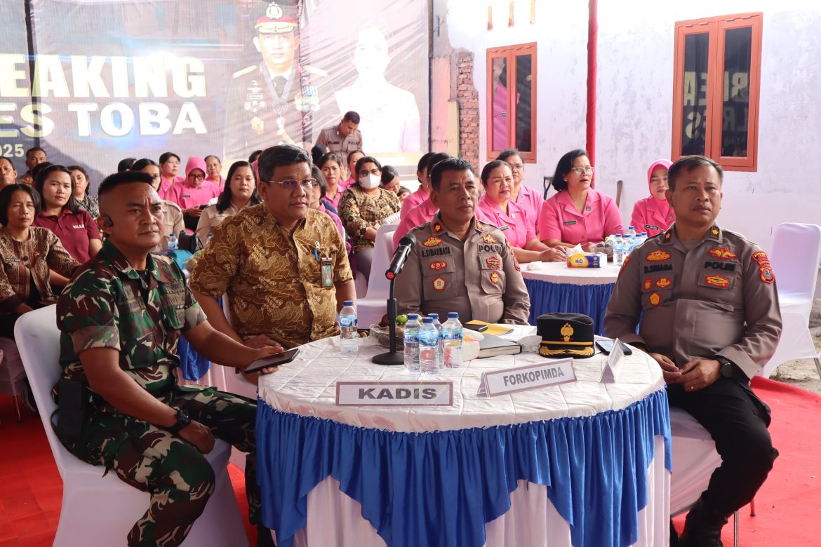 Wakapolres Toba Ikuti Zoom Meeting Ground Breaking Pembangunan 29 SPPG Pada Polres Jajaran Polda Sumut.