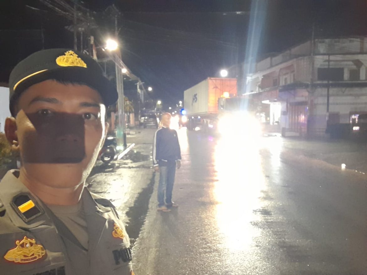 Polres Toba Laksanakan Pengamanan Kedatangan 7 Kontainer Logistik Aquabike