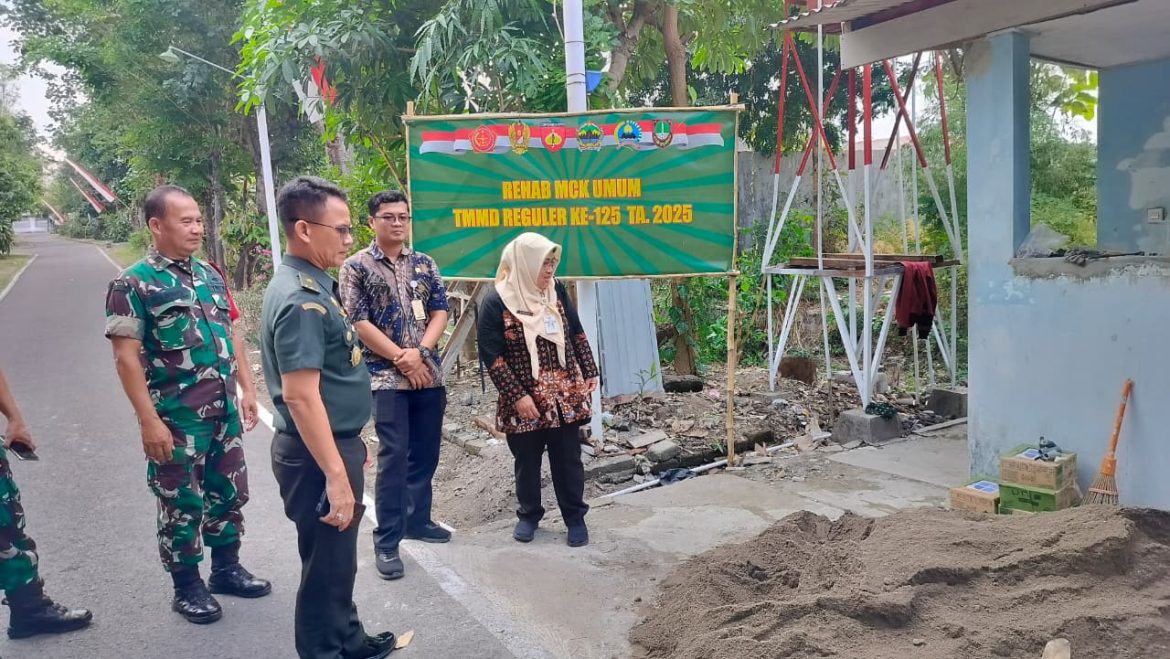 Kunjungi MCK Umum, Tim Wasev Irdam IV/Diponegoro Apresiasi Kinerja Satgas TMMD Reguler Ke -125 Kodim 0735/Surakarta*