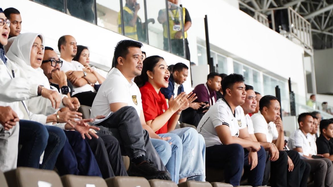 Bupati Langkat Saksikan Laga Seru Timnas U17 Indonesia vs Tajikistan di “Piala Kemerdekaan 2025”