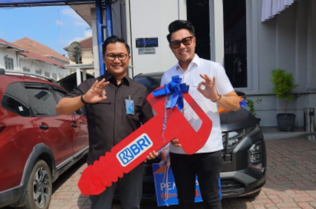BRI Pematang Siantar Serahkan Hadiah Utama Mobil Hyundai Creta kepada Kevin Phan