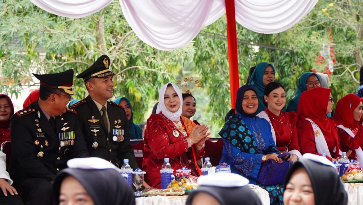 Syah Afandin Ikuti Upacara di Istana Negara via Zoom dan Lepas Pawai Kemerdekaan Langkat