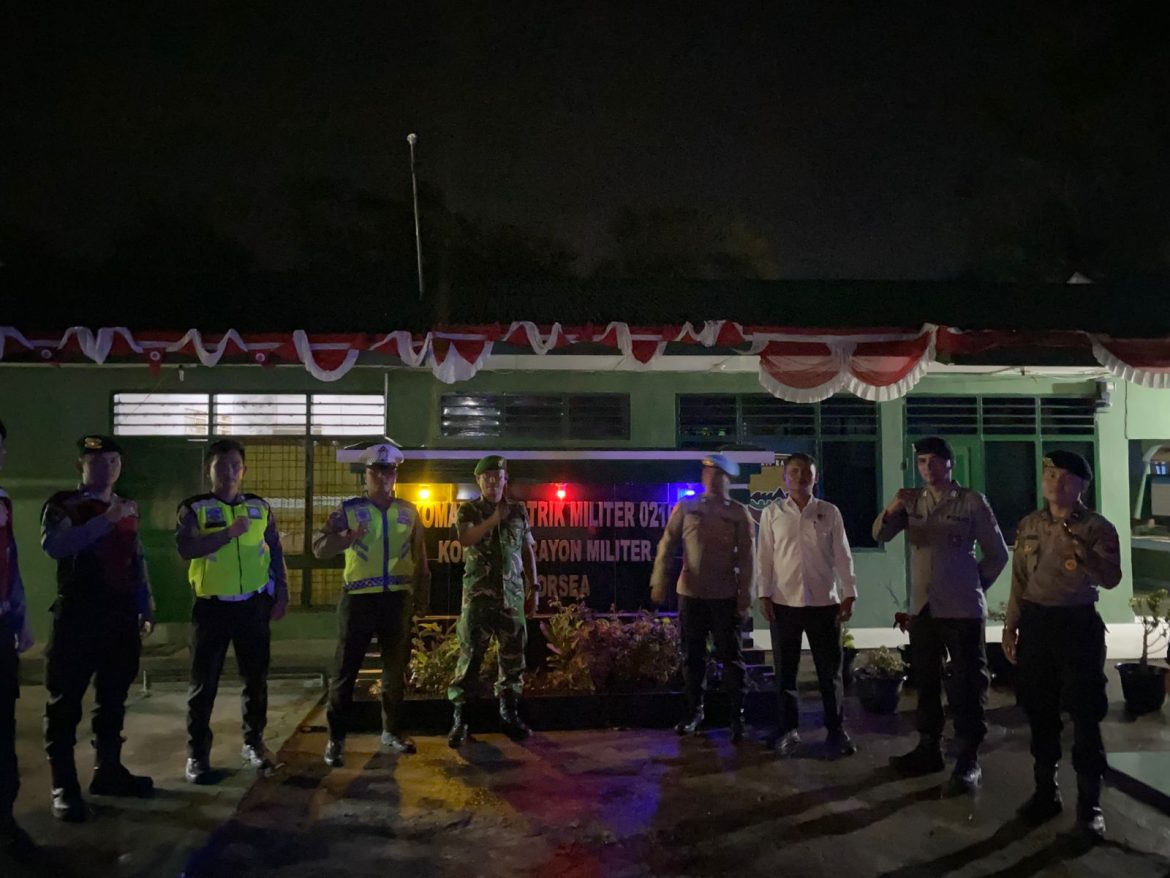 Patroli Blue Light KRYD Gabungan Polri dan TNI Jaga Kondusifitas Wilayah di Kabupaten Toba