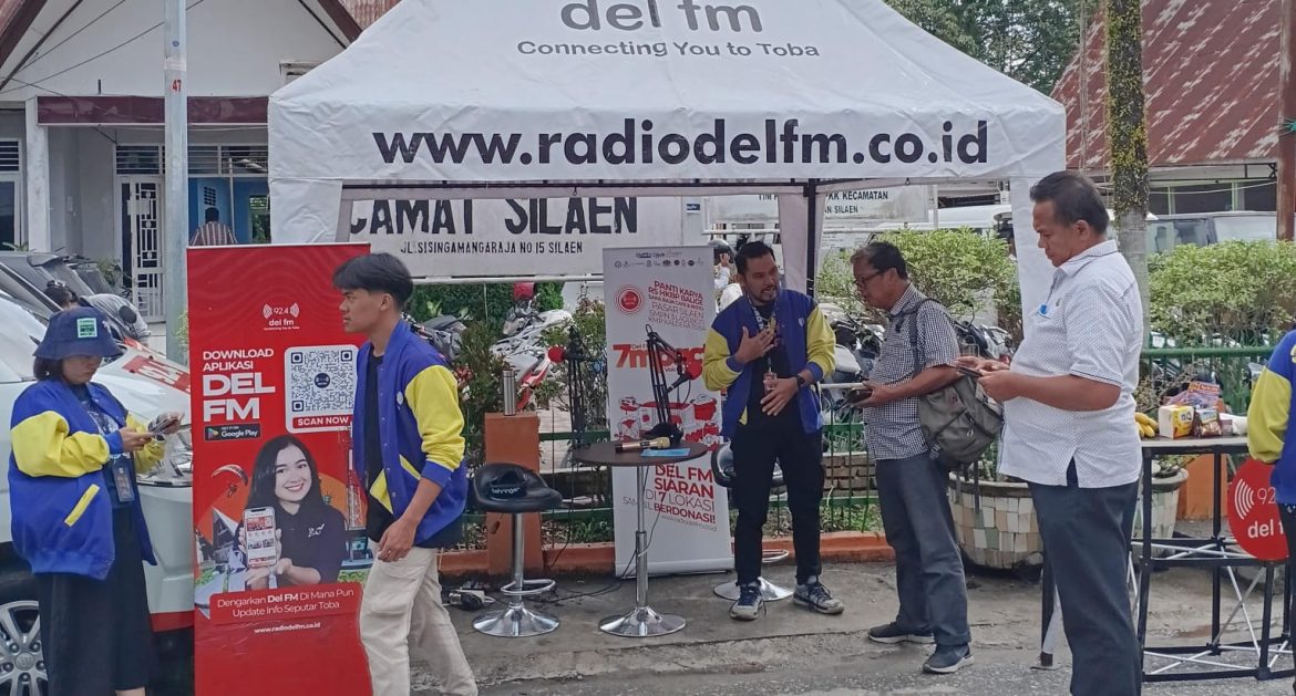 Del FM Rayakan HUT ke-7 dengan Live Streaming di Kecamatan Silaen