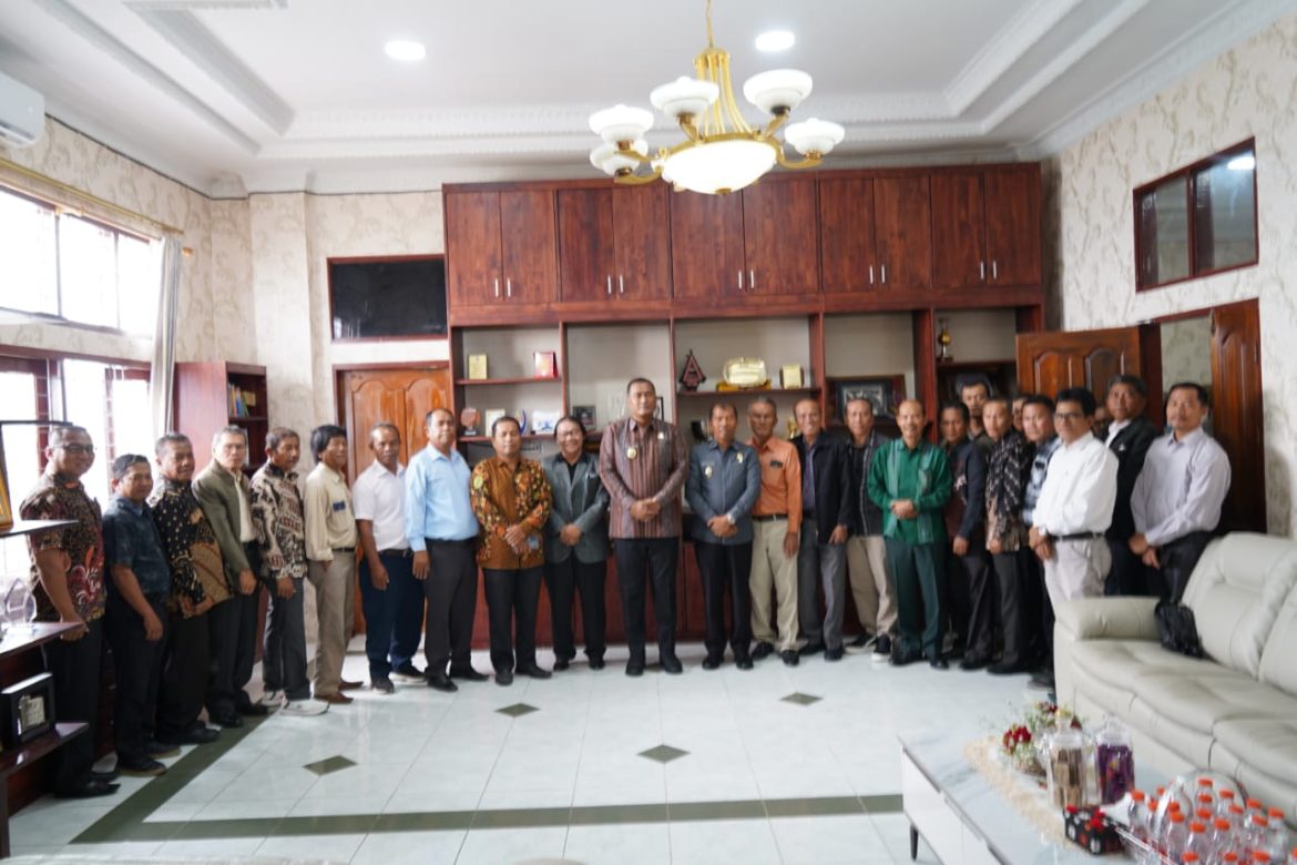 Pemkab Toba Hidupkan Kembali Forum Komunikasi Antar Lembaga Adat