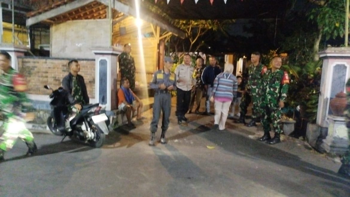 Patroli Gabungan Jaga Keamanan Lingkungan di Boyolali