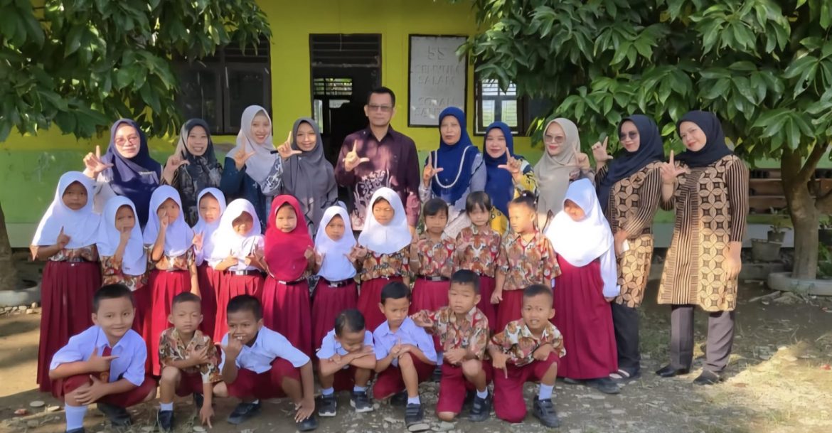 Sekdis dinas pendidikan Langkat Di Bully Karena Jalankan Perintah Bupati Langkat