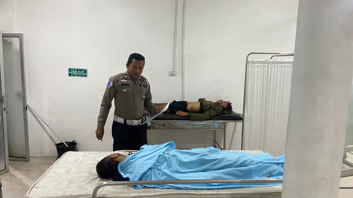 Truck Colt Diesel Hantam Pengendara Motor, 3 Kakak Beradik Tewas.